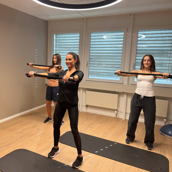 small-group-training-lausanne-dani-forme-sport-activ-sante-hiit-cardio-pilates-caf-full-body-cours-collectif-coach